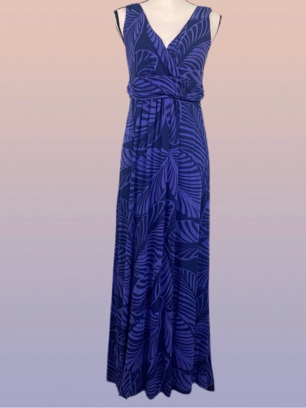 EUC-BODEN soft maxi dress with empire waist.